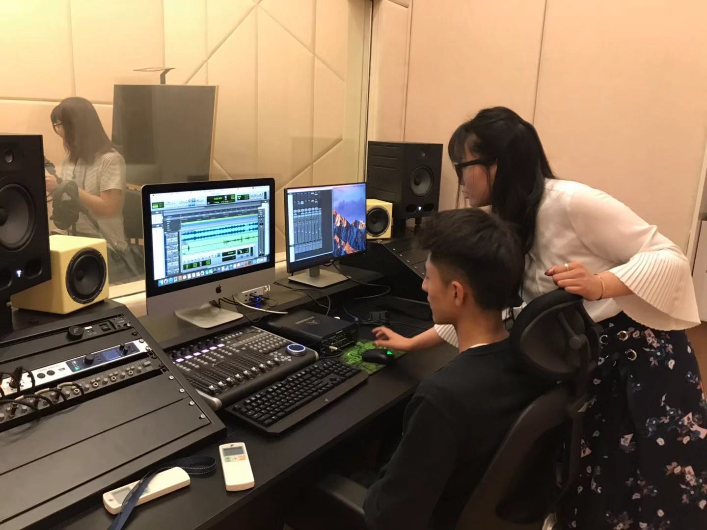 數字音頻工作室 錄音制作的現代工坊